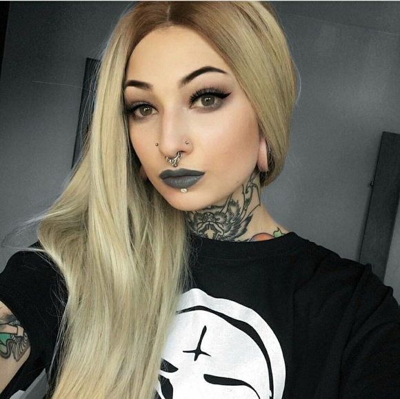 Blonde Ombre LaceFront 22-26 inches!!