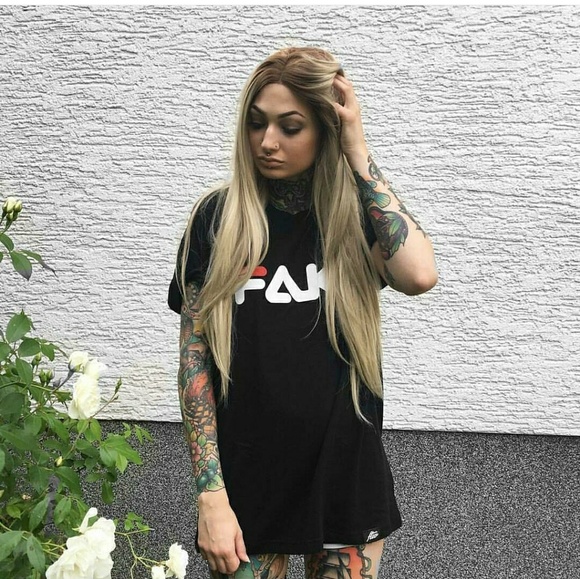 Blonde Ombre LaceFront 22-26 inches!!
