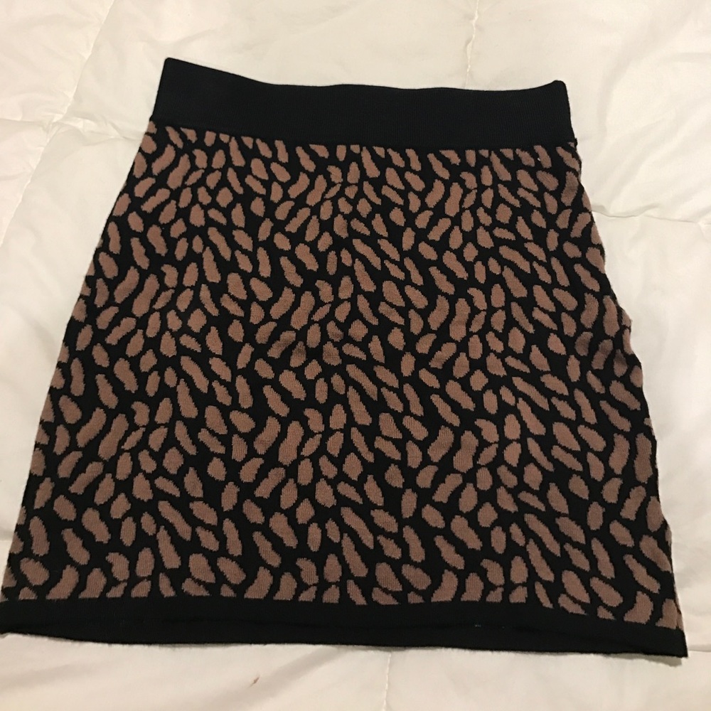 Leopard print mini skirt