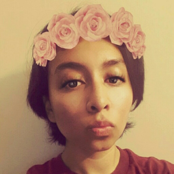 Meet your Posher, Xio - Picture 2 of 4