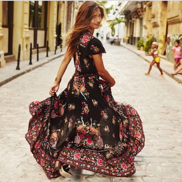 Hi-Lo Print Dress - Picture 2 of 8