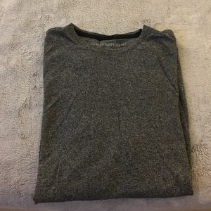 Grey crew neck t-shirt
