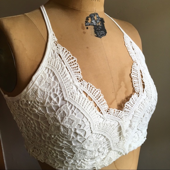 Crochet Lace Crop - Picture 3 of 8