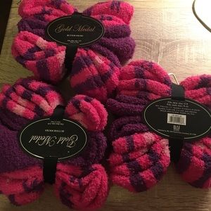 9 pairs of Gold Medal Butter Socks