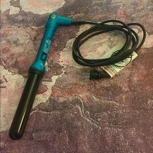 NuMe Turquoise Ceramic 1 1/4 inch Hair Wand. New.