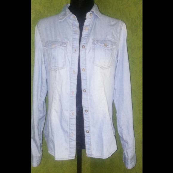 I & M Jeans Button Down Shirt - Picture 3 of 8
