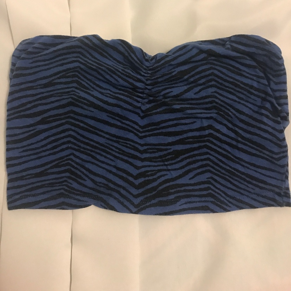 Zebra crop top