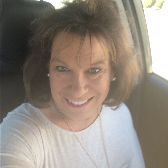 Meet your Posher, Tammie - Picture 1 of 1
