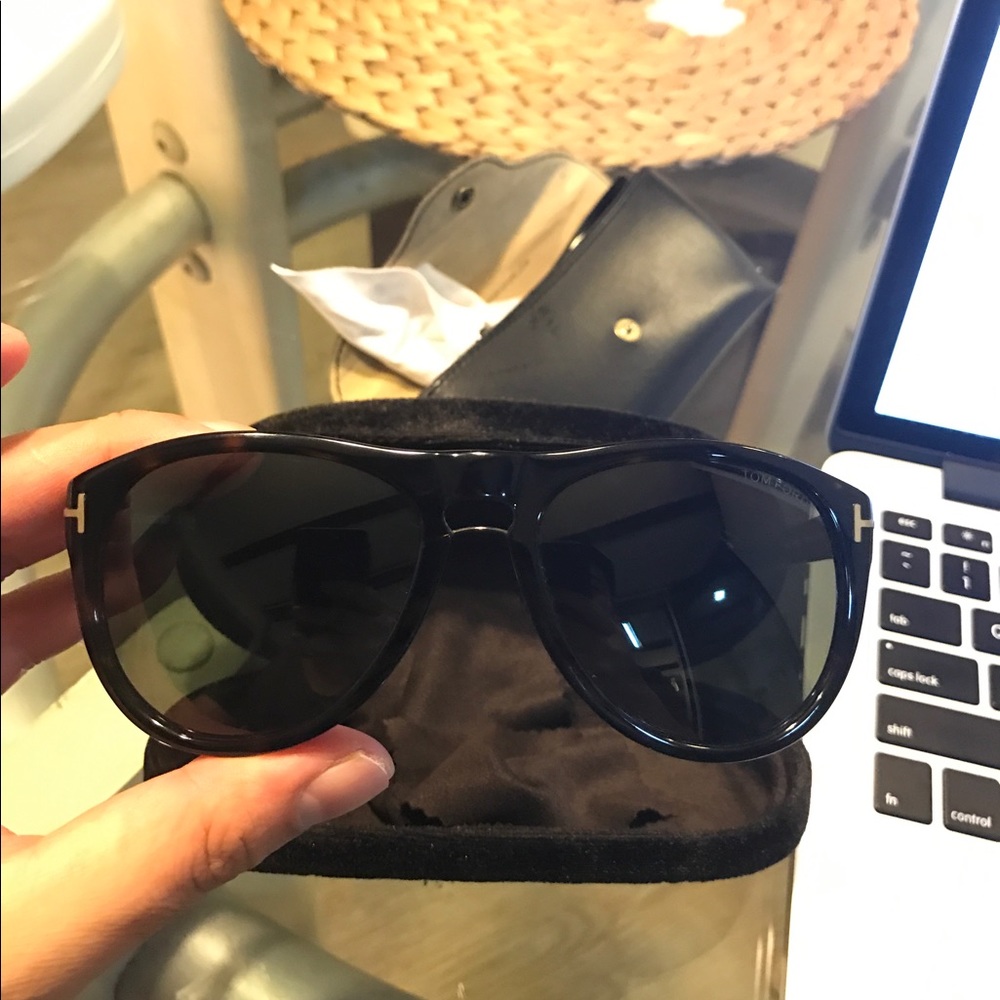 TomFord sunglasses - Picture 2 of 5