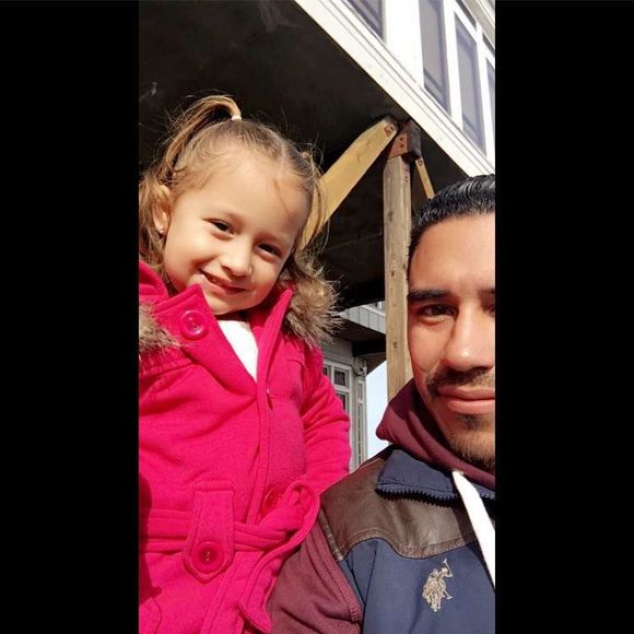 Meet your Posher, Trivi - Picture 1 of 1