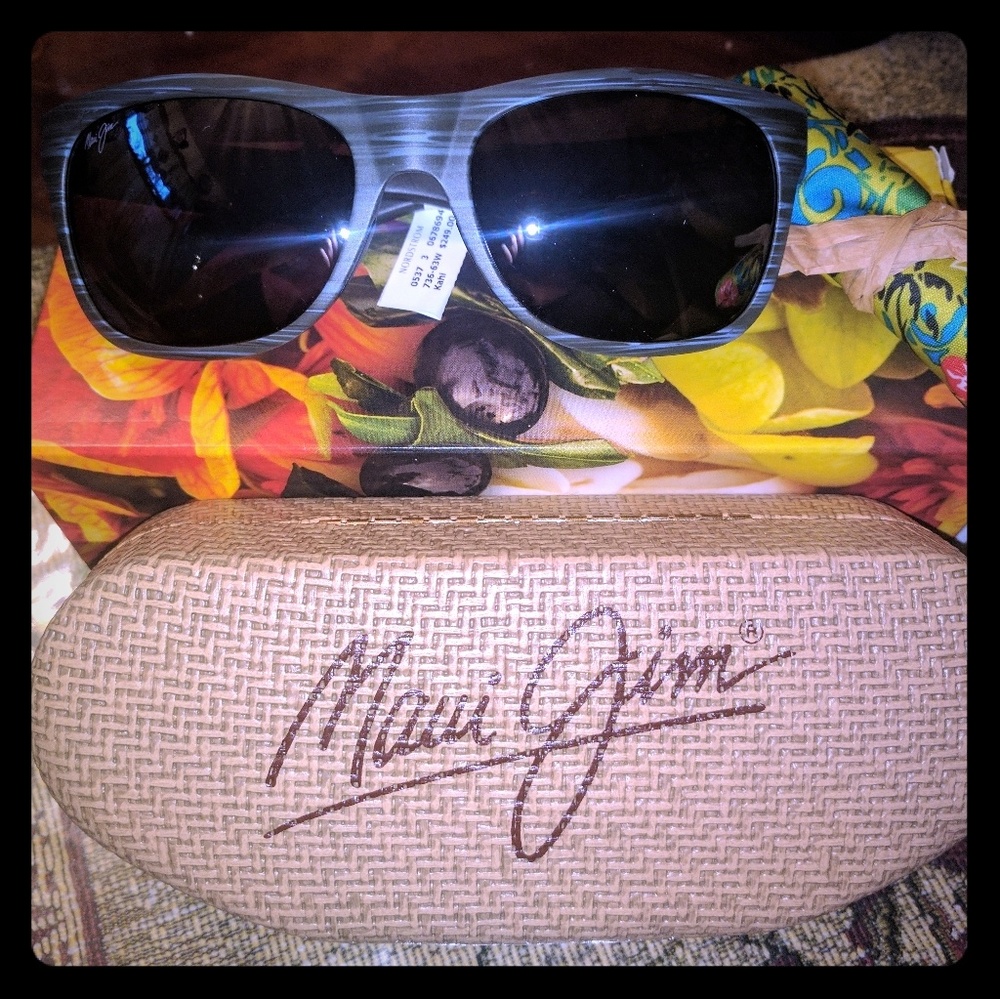 Brand New Maui Jim glasses for Men