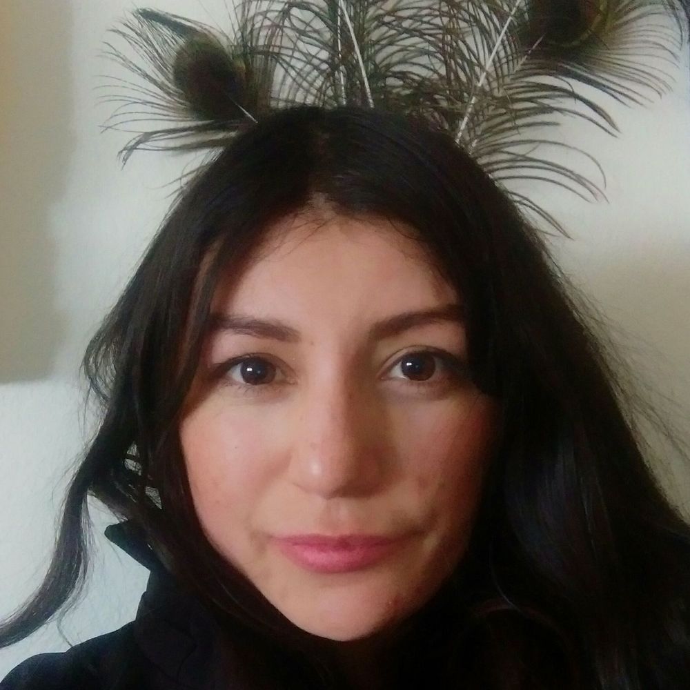 Meet your Posher, Yenny