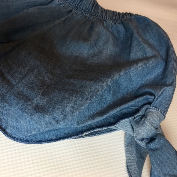 LAST ONE!! DENIM OFF THE SHOULDER TOP - Picture 3 of 4
