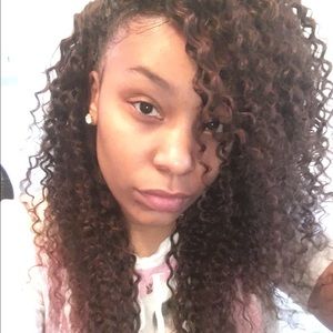 Meet your Posher, Jasmine