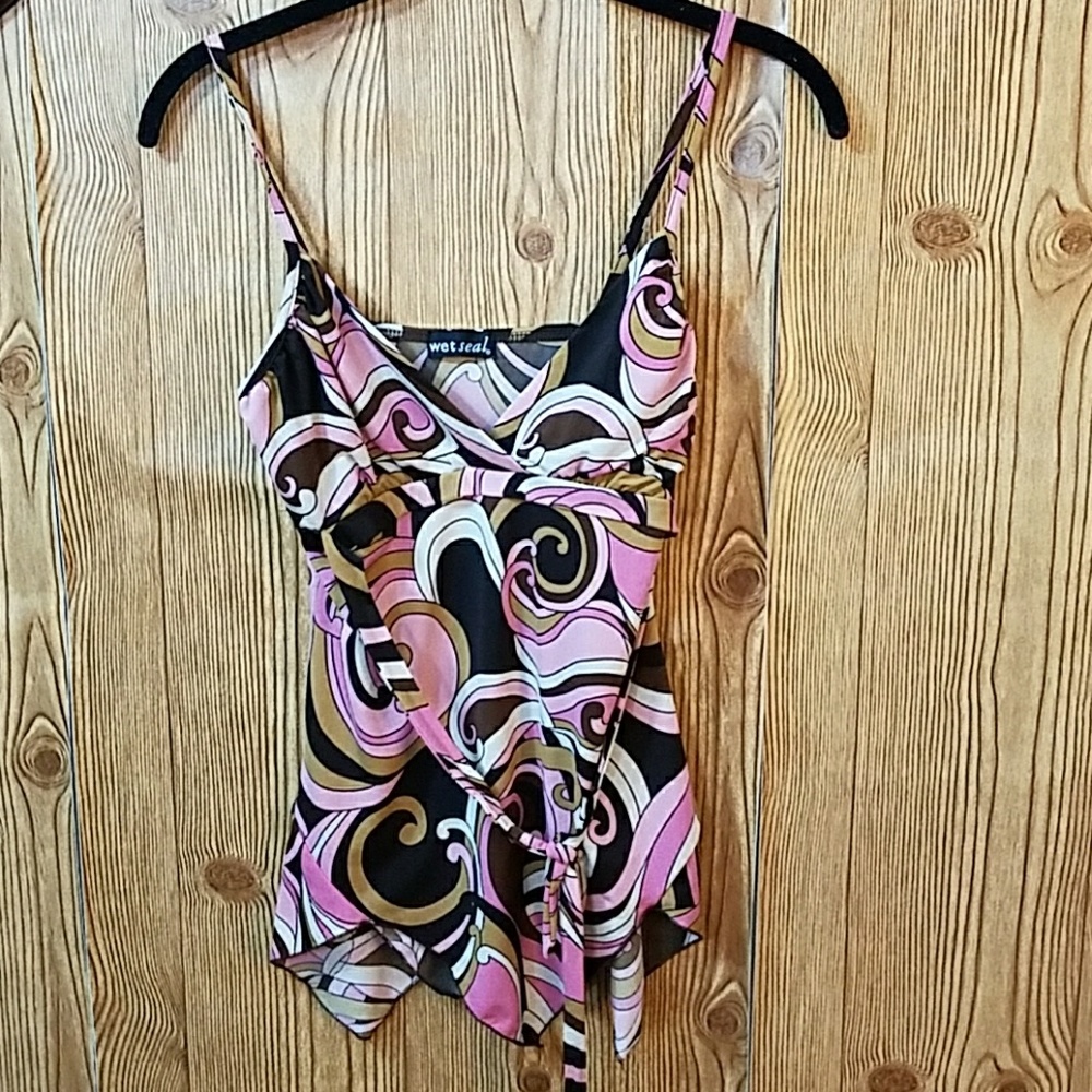 ♀Wet Seal Spaghetti Strap Top♀