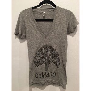 American Apparel Deep V Oakland t-shirt women's XS