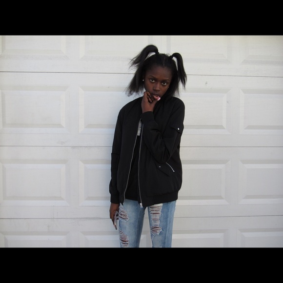 Meet your Posher, Aaliyah - Picture 1 of 1