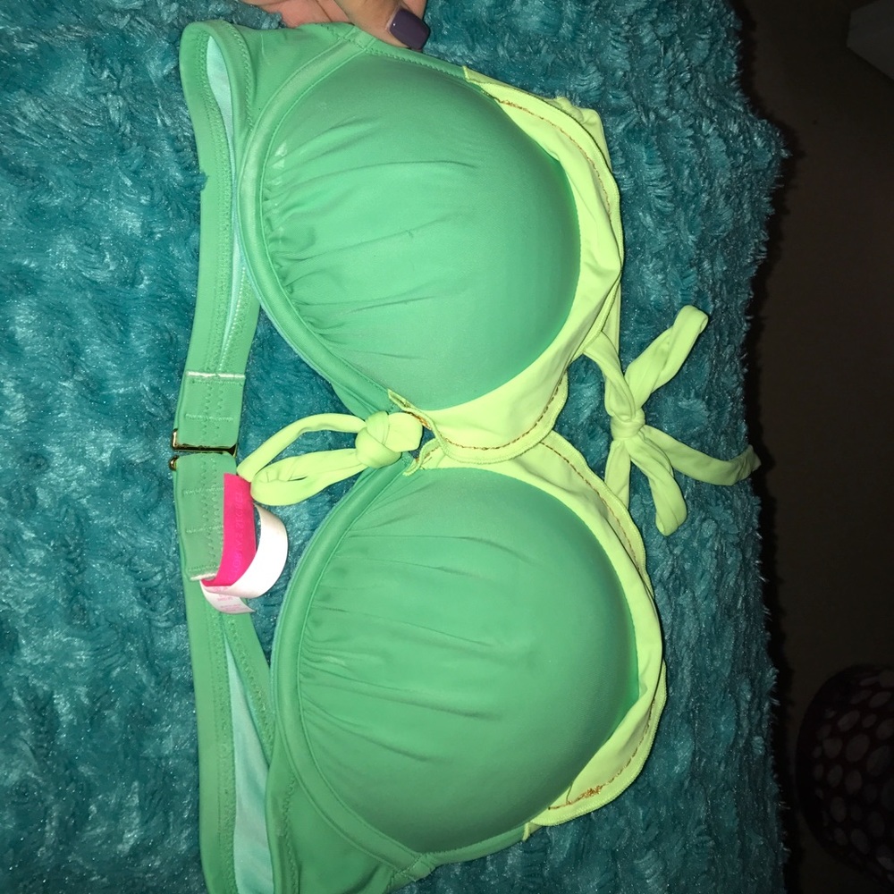 bathing suit - Picture 2 of 5