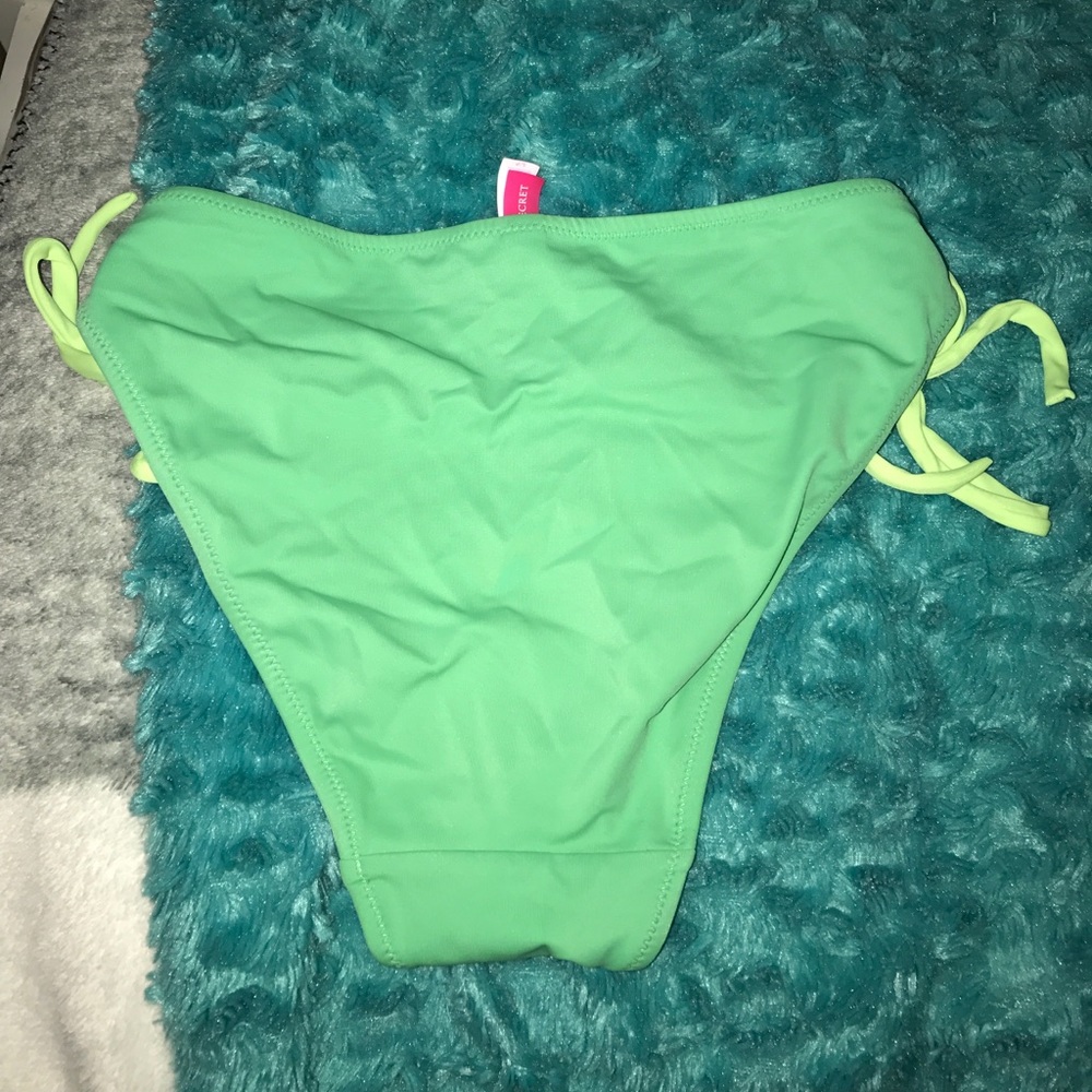 bathing suit - Picture 5 of 5