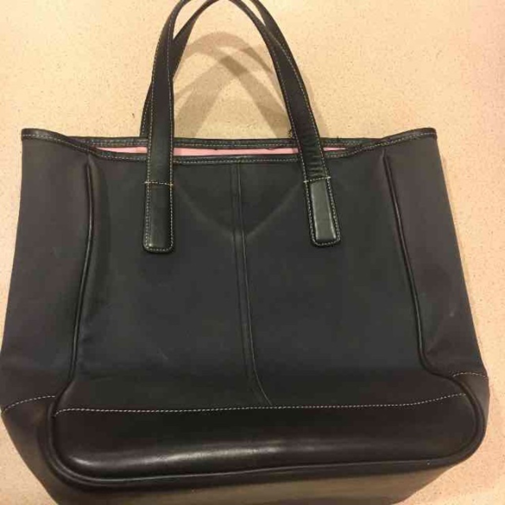 Coach shoulder bag