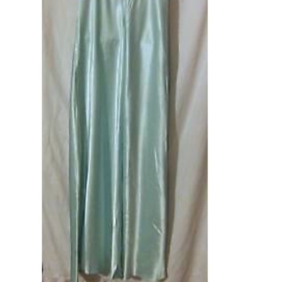 NWT Womens 6 Betsy & Adam Seafoam Long Satin - Picture 3 of 4