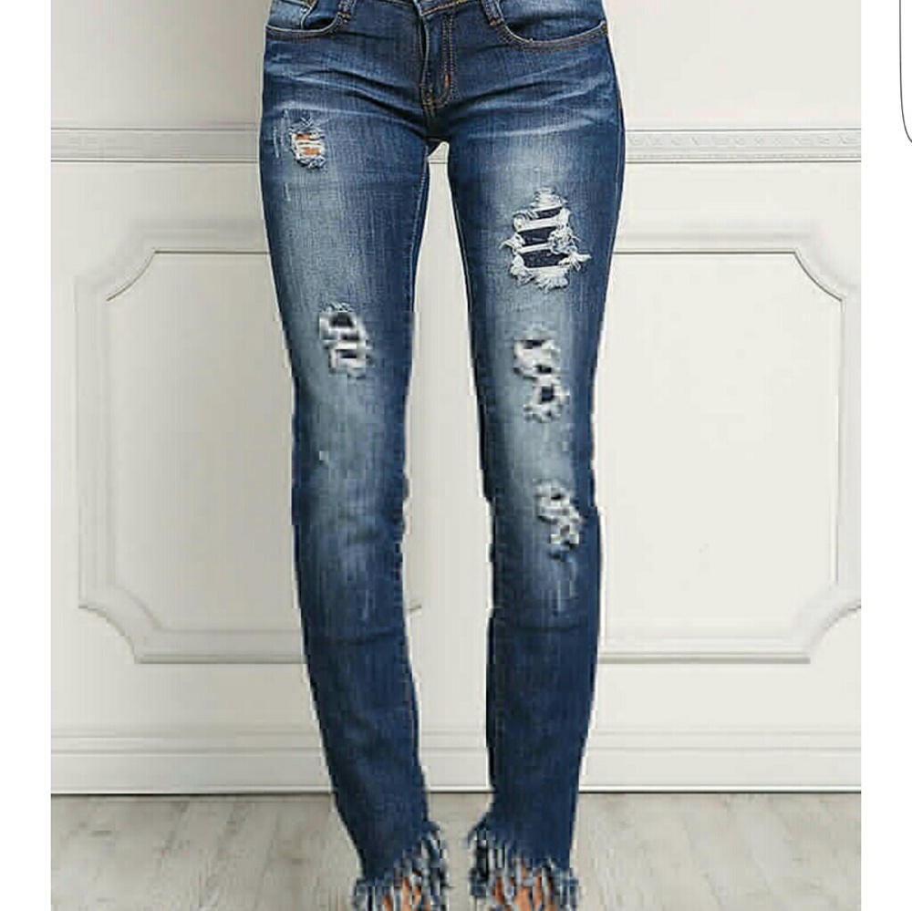 Distressed and fringed jeans junior size 11
