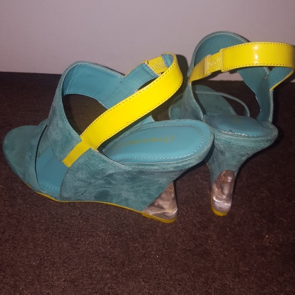 Turquoise & Lime Wedges - Picture 3 of 4