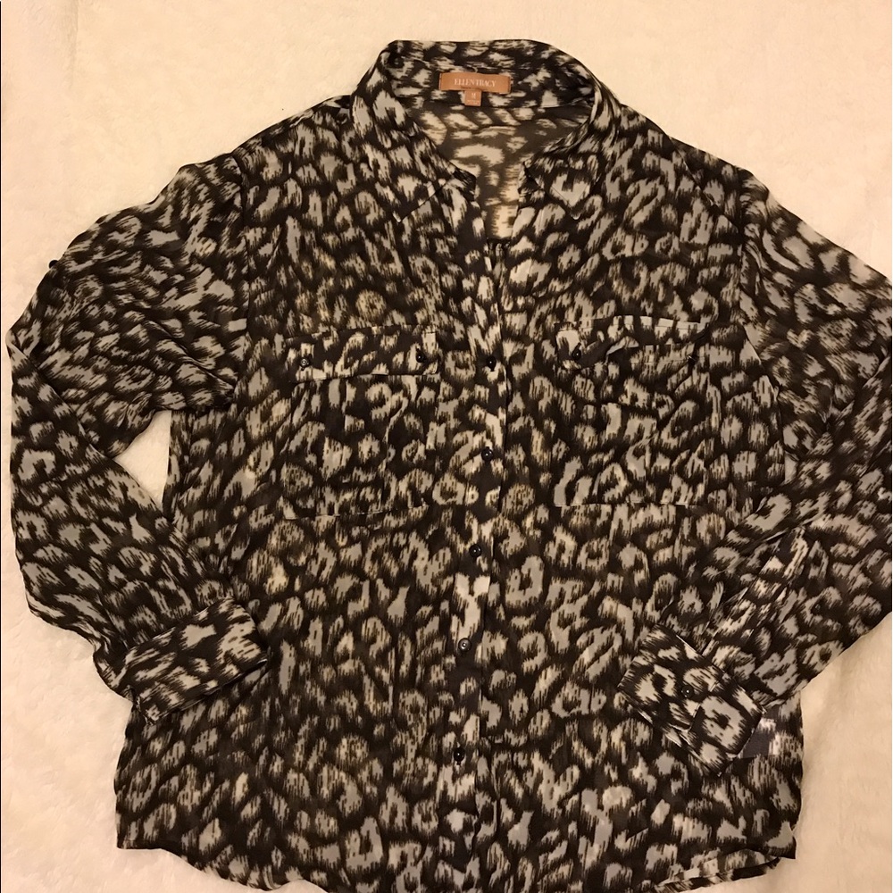Ellen Tracy leopard print top!