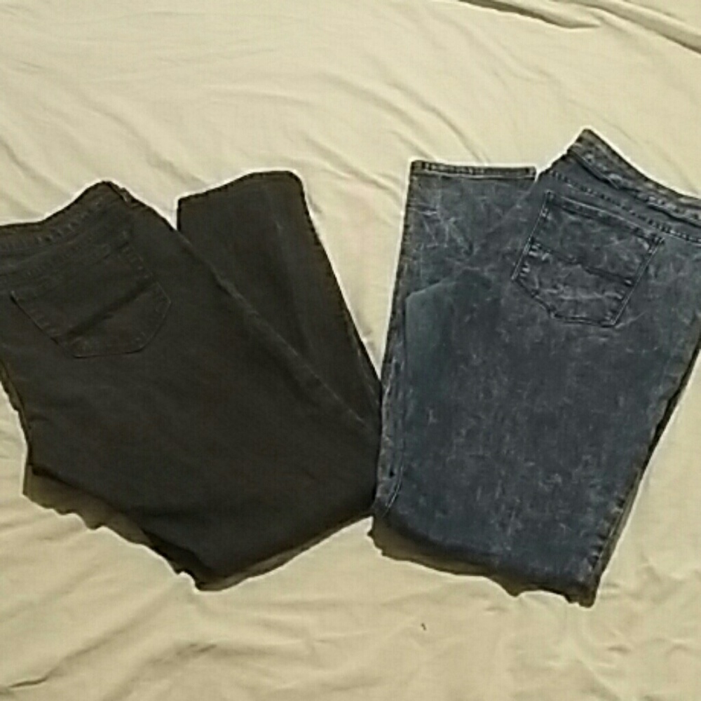 Lot Of 2, Arizona Jeans, Size 15-$8!