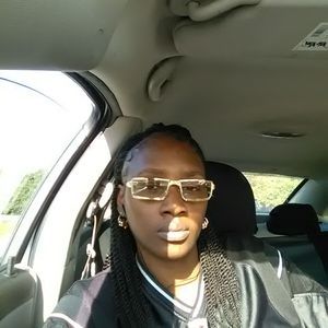 Meet your Posher, Rhonda