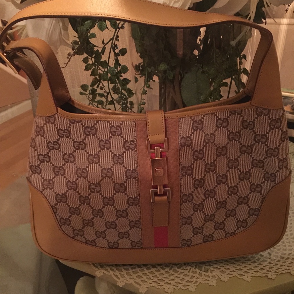 Gucci Old School handbag