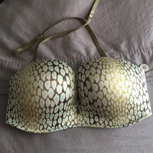 Victoria's Secret bombshell bra 34D