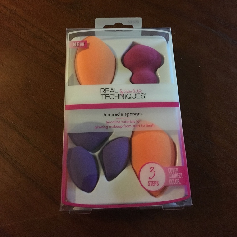 New in box Beauty blenders