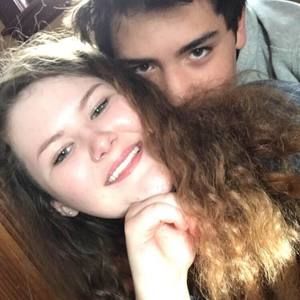 Meet your Posher, Adele