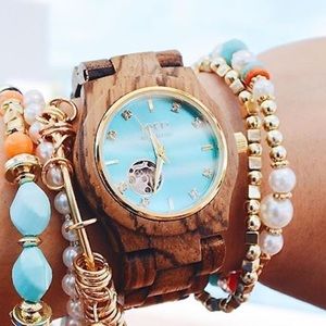 Meet your Posher, Carrie