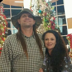 Meet your Posher, Troy