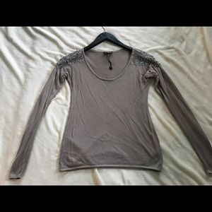 💥FREE IF BUNDLED!💥 Express sweater XS