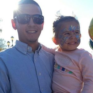 Meet your Posher, Dustin