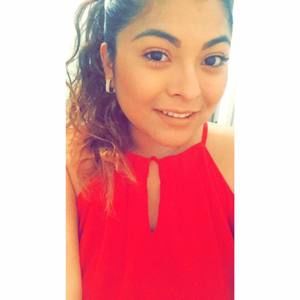 Meet your Posher, Daniela