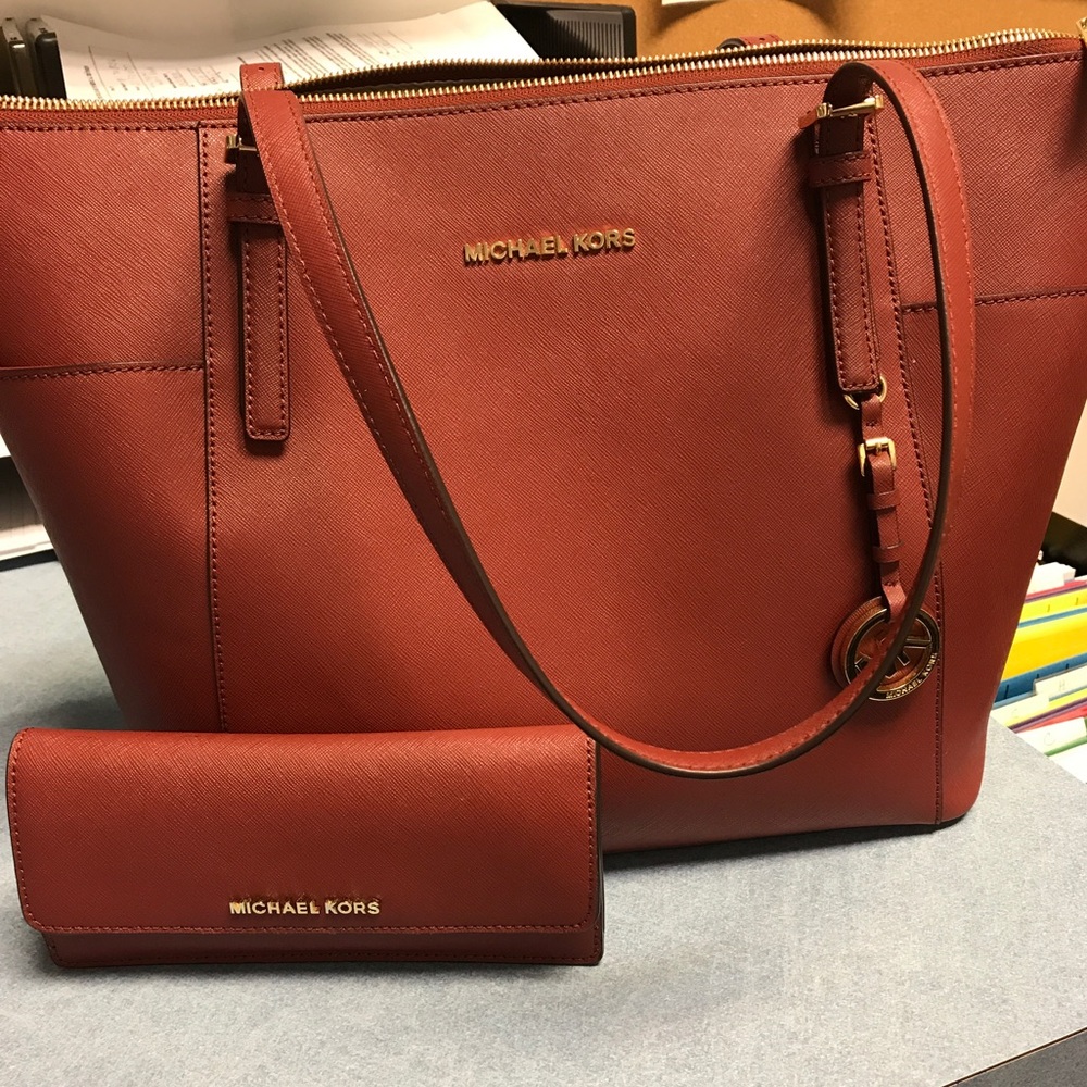 Authentic Michael Kors MK set