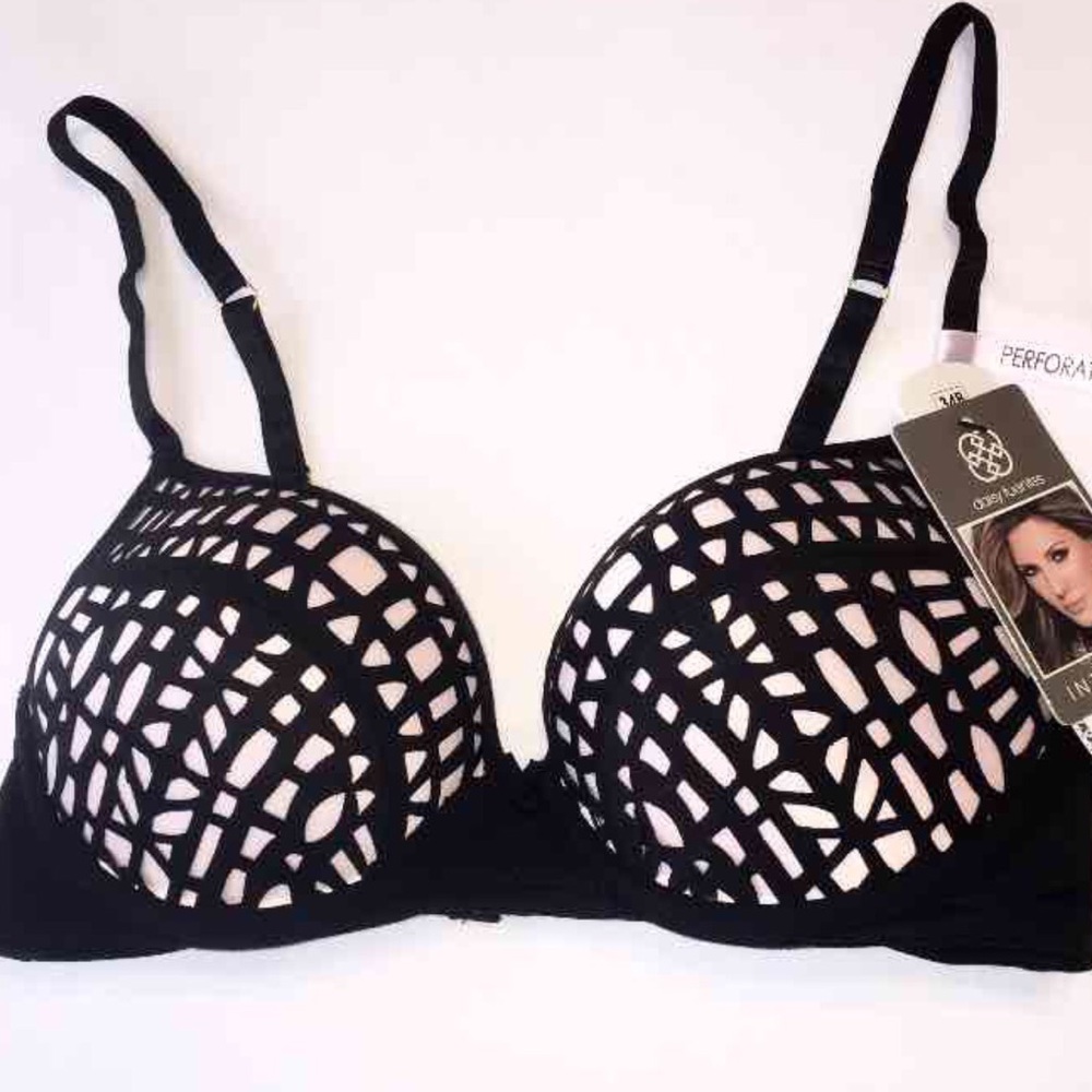 Daisy Fuentes Sexy Push Up Bra Black
