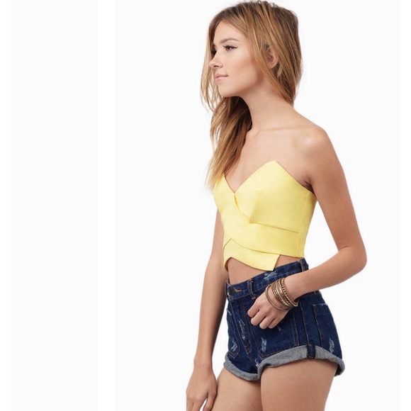 Tobi Crop Top - Picture 3 of 4