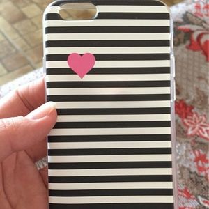 Stripes and a little heart case for the iPhone 7