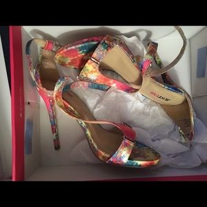 Shoes/ Heels