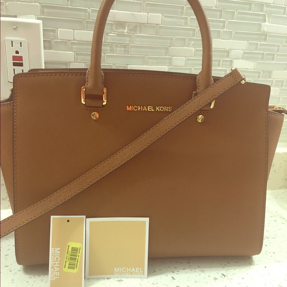 Michael kors lg selma bag