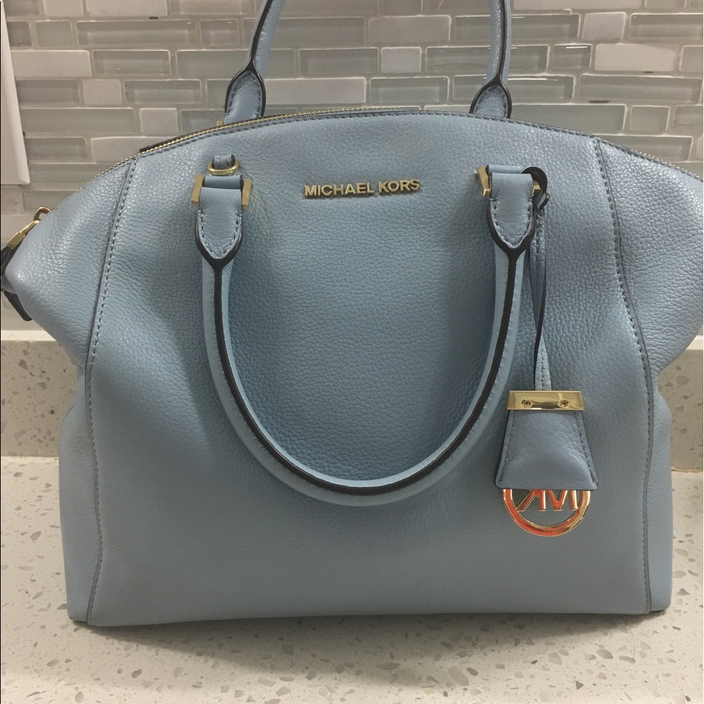 Large Riley handbag.