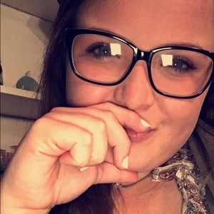 Meet your Posher, Kenja