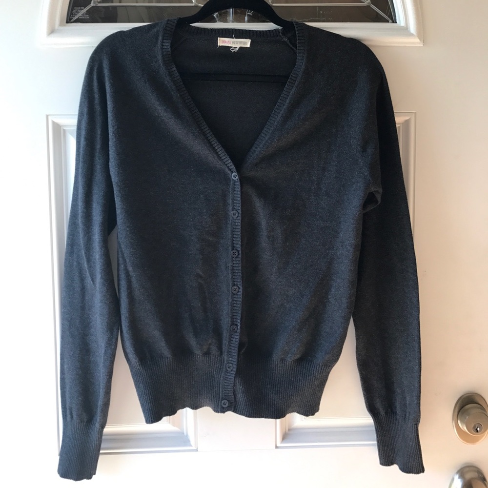 ❌SOLD❌Charcoal Cardigan