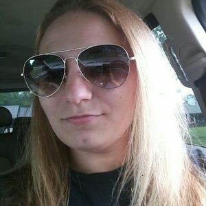 Meet your Posher, Shanna