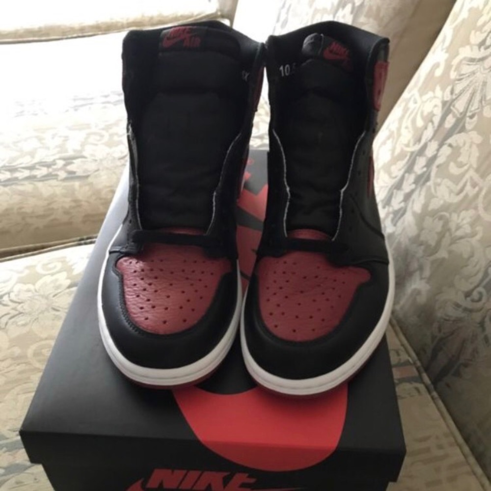 Banned bred 1 2016 size 10